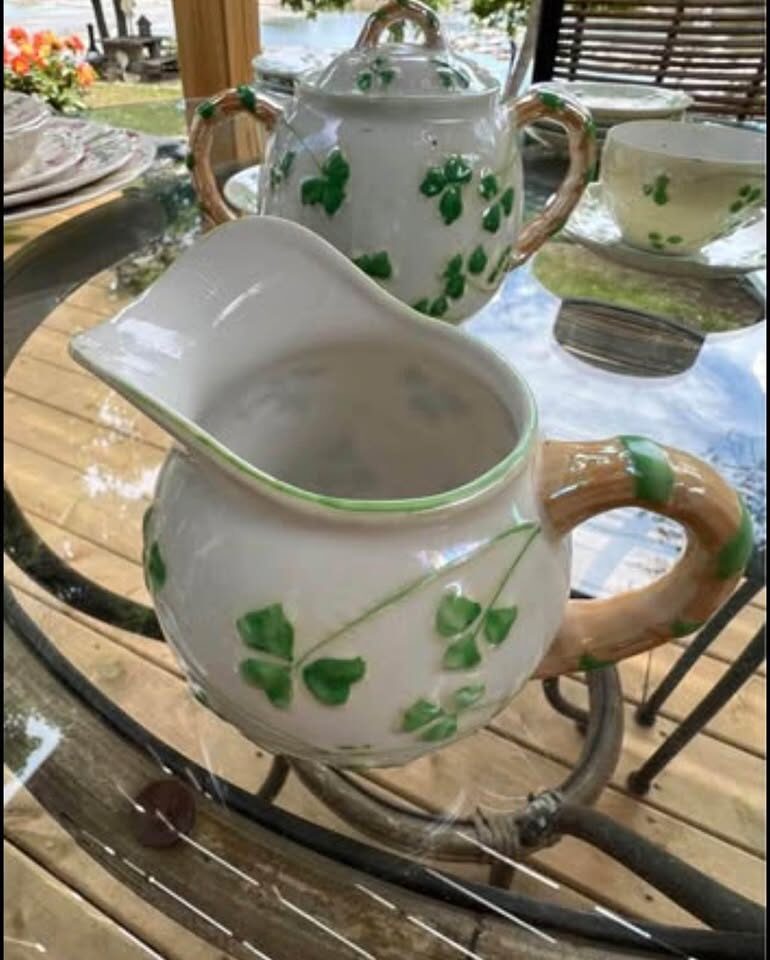 Rare Vintage Erin Ireland Bamboo Handle Shamrock China Tea Set (16-Piece) - photo 5