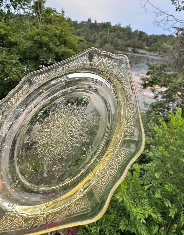 Vintage 1930s Anchor Hocking Princess Topaz Depression Glass Plate - 5.5"
