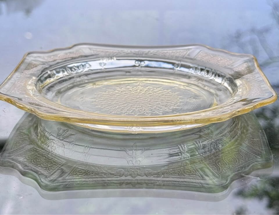 Vintage 1930s Anchor Hocking Princess Topaz Depression Glass Plate - 5.5" - photo 4