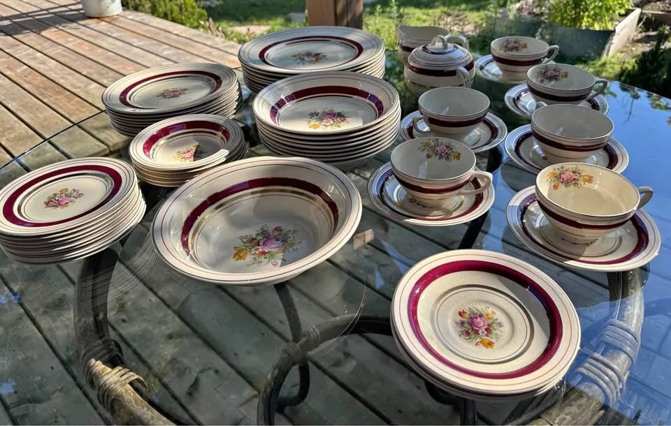 Vintage 1930s Wood’s Ivory Ware England "Regent" Dinnerware Set - 58 Pcs - photo 2