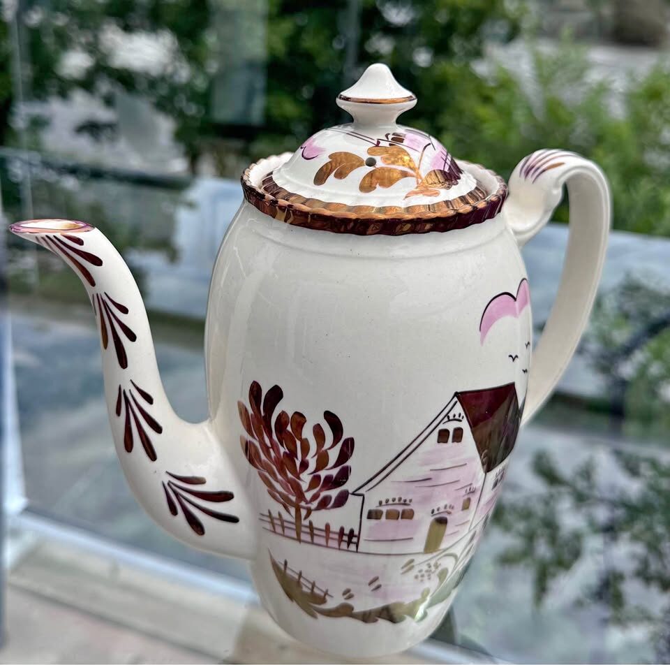 1940s Gray’s Pottery Teapot / Coffee Pot - Pink & Copper Lustre "Dutch Farmhouse" A8321