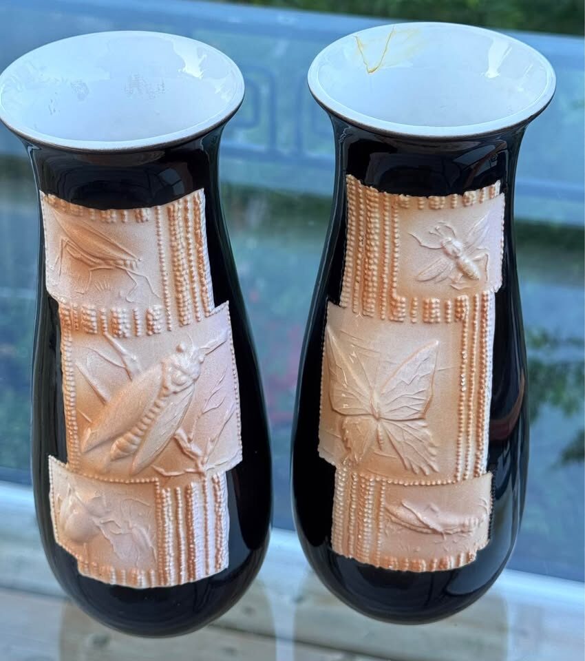 Rare & Unique Vintage Japanese Insect Relief Vases - Pair (8.5") - photo 7