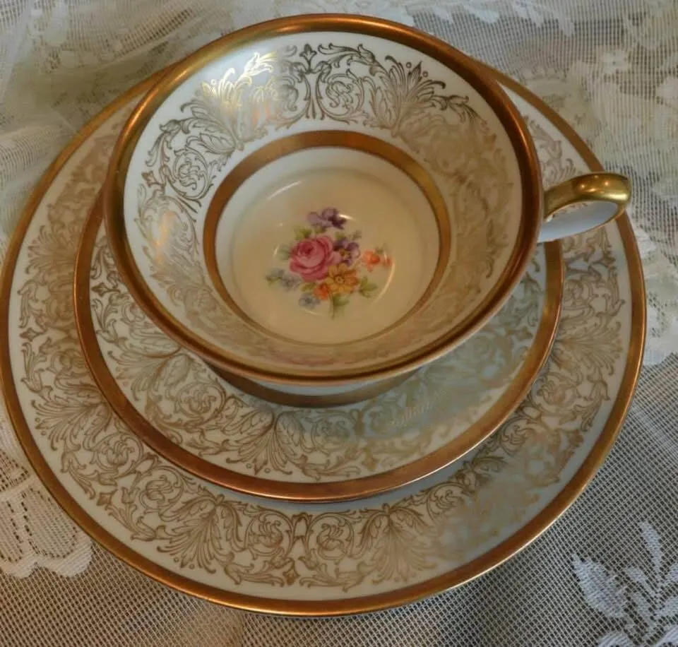 Vintage and Antique collector Teacup Sets - photo 2