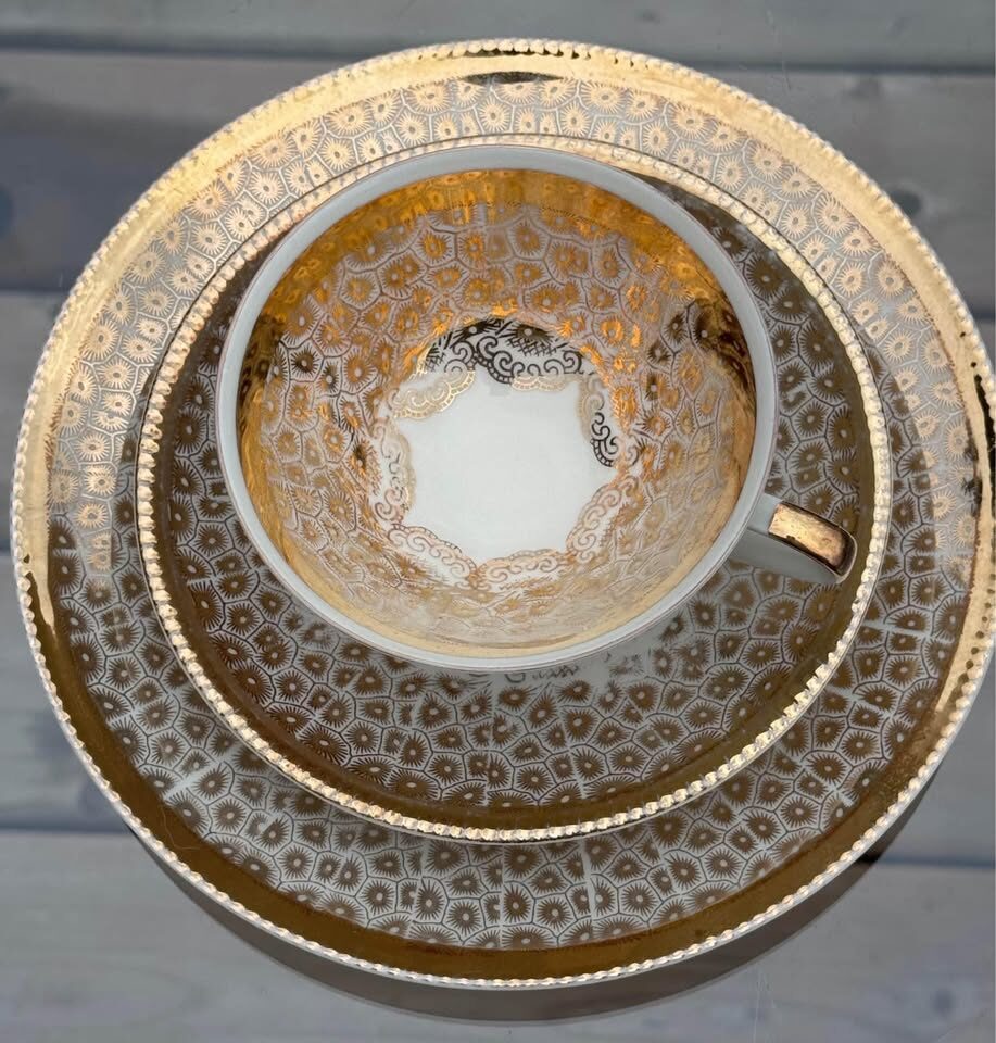 Vintage German Porcelain Tea Trios / Sammeltassen -Flawless Condition - photo 4