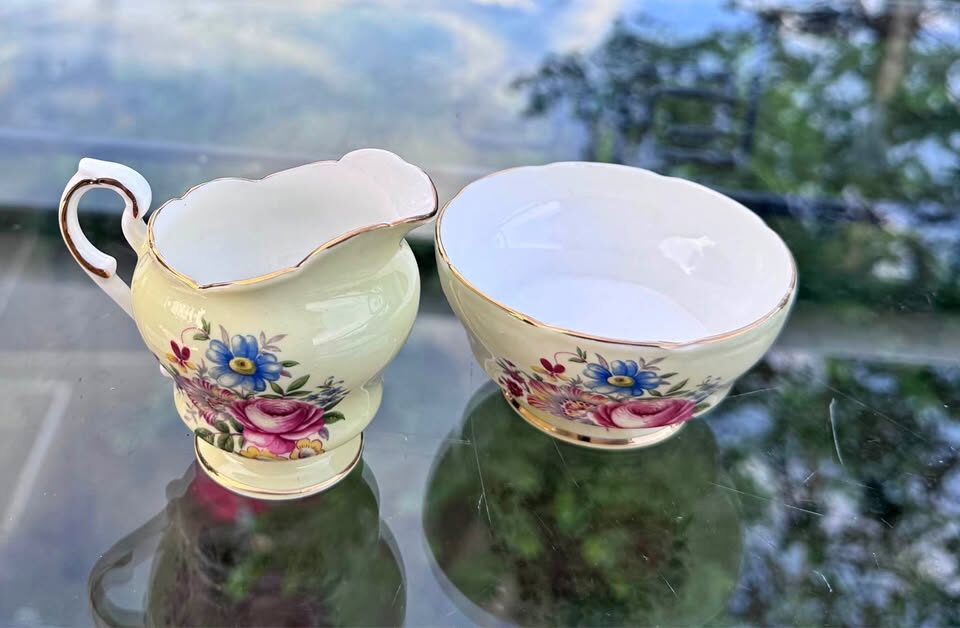 Vintage Paragon Fine Bone China Sugar & Creamer Set - Floral & Gold Trim