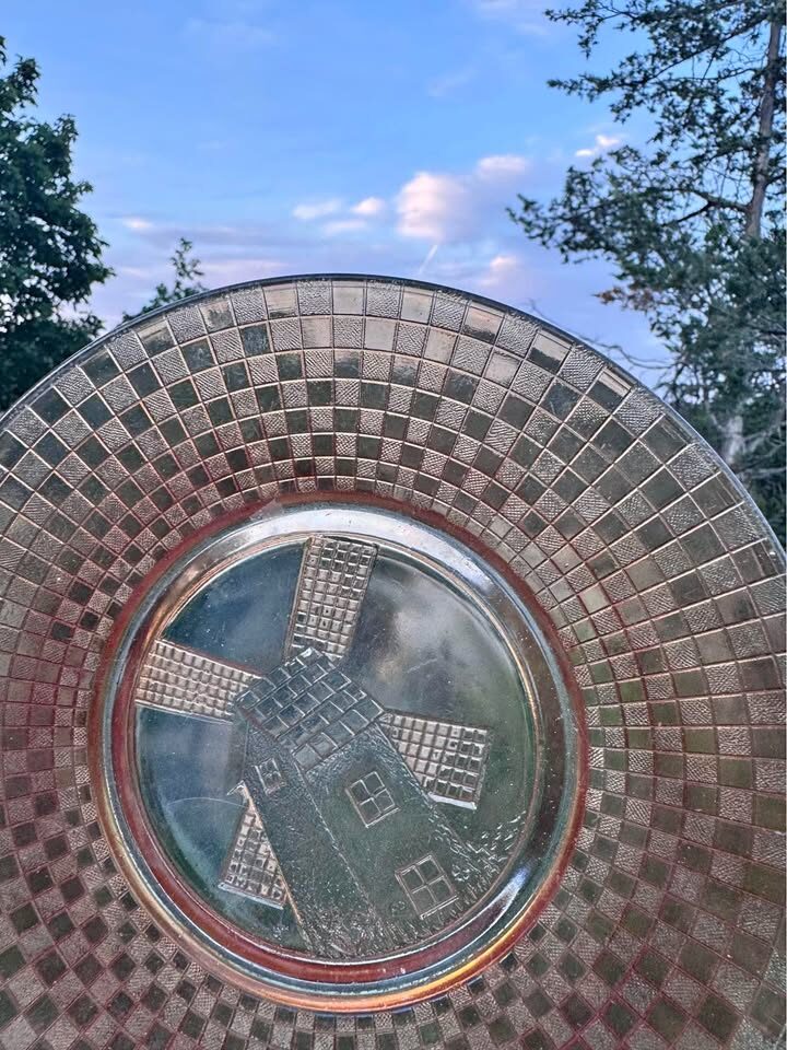 Vintage Hazel Atlas Windmill & Checkerboard Marigold Carnival Glass Plate (8")