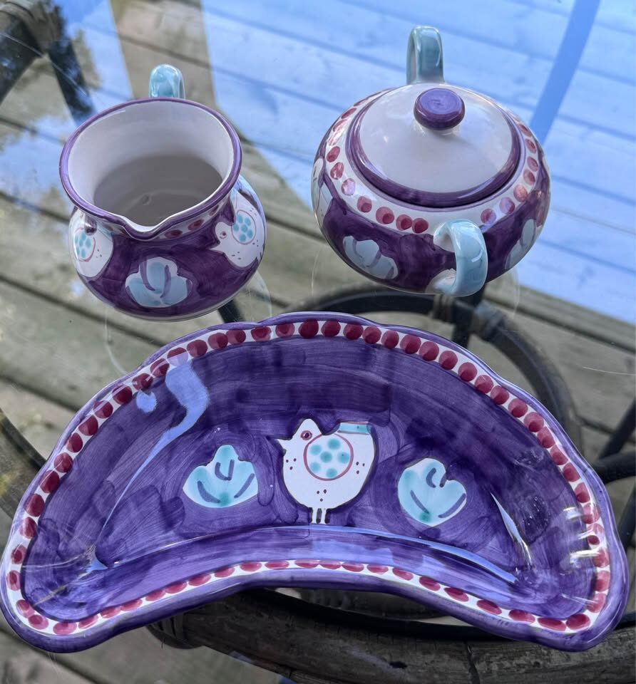 Rare Vietri Italy Purple Chicken 3-Piece Breakfast Set - Sugar and Creamer + Dish - photo 6