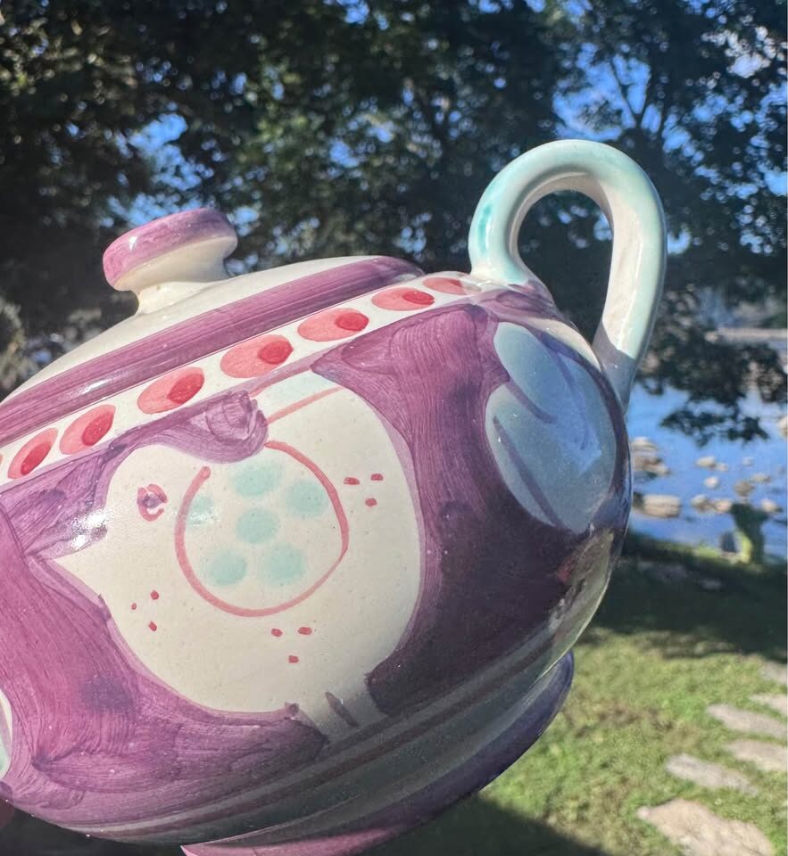 Rare Vietri Italy Purple Chicken 3-Piece Breakfast Set - Sugar and Creamer + Dish - photo 8