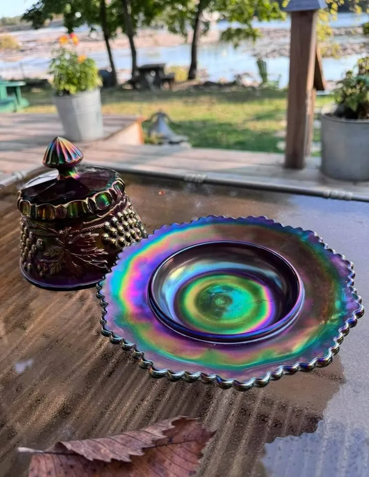 Vintage L.G. Wright Amethyst Carnival Glass Butter Dish - Gold Gilt - photo 8