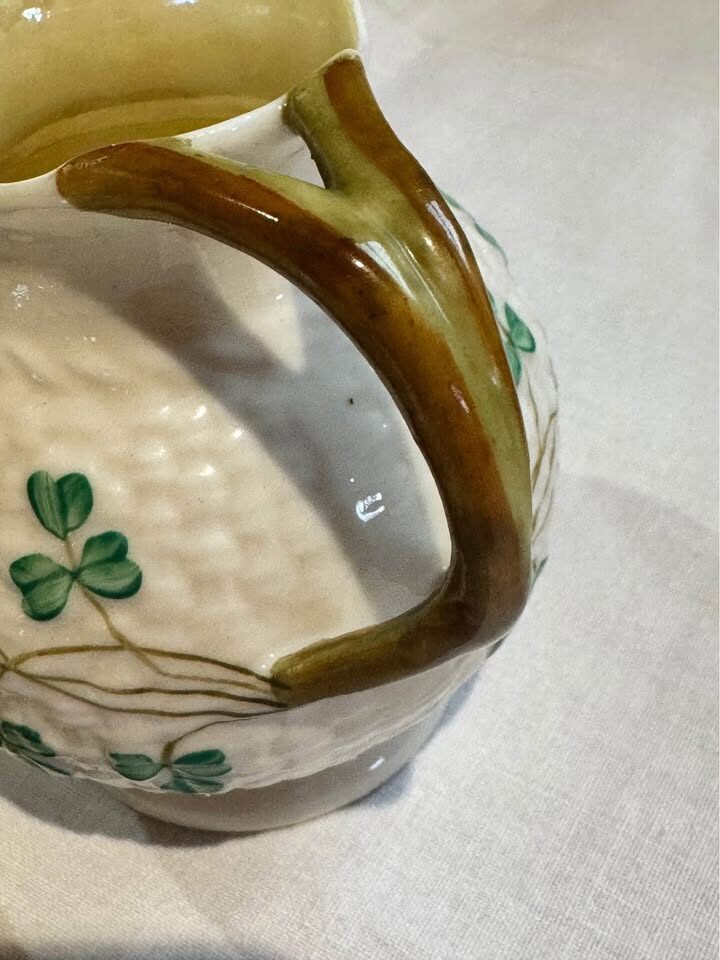 Rare Vintage Belleek Shamrock Creamer and Open Sugar Bowl, 1926-1946 - photo 4