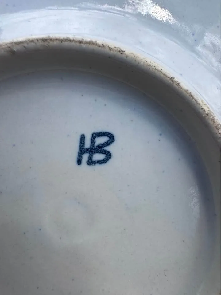 Antique Hand-Painted HB Quimper Square Faience Plate - "Petit Breton" Man - photo 7