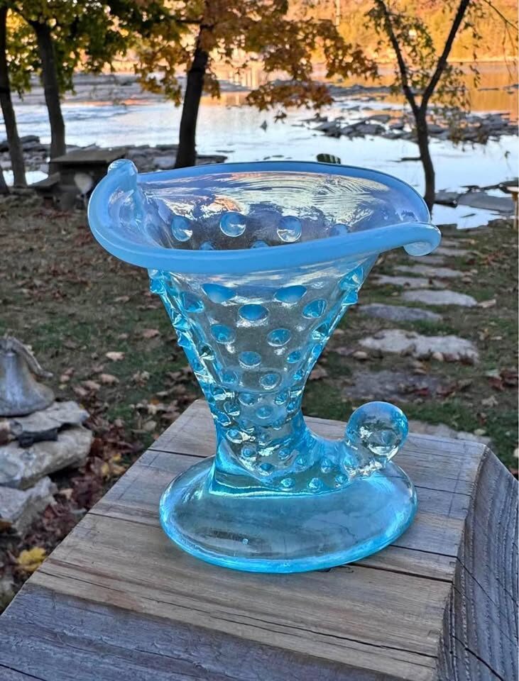 Vintage Fenton Blue Opalescent Hobnail Cornucopia Glass Vase / Candle Holder - 4"
