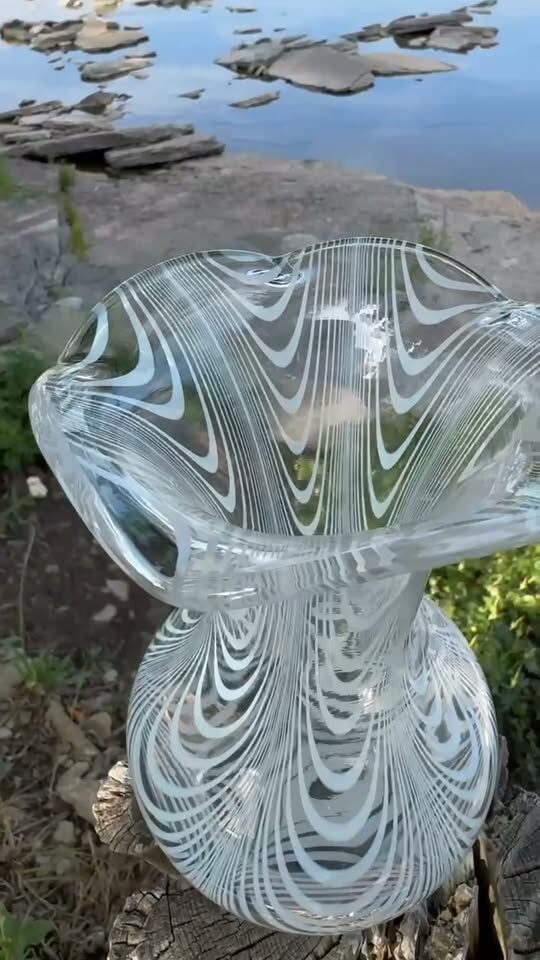 Vintage Murano Style Glass Handkerchief Vase White Mezza Filigrana Swirl 7 1/2”