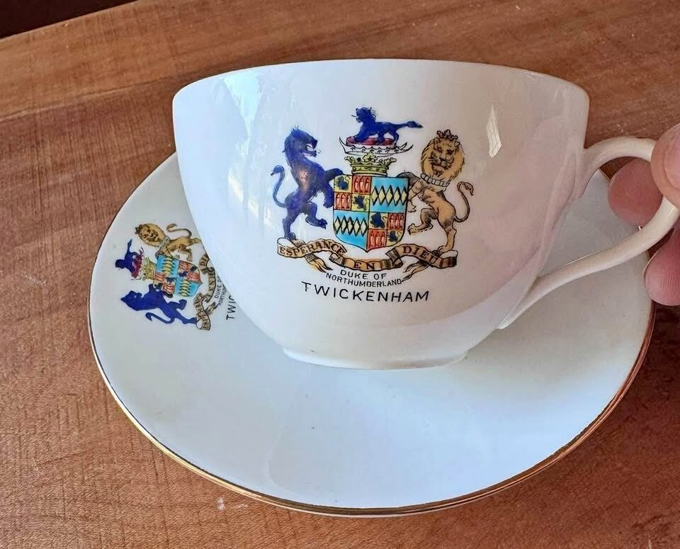Paragon Aynsley Shelley Teacups