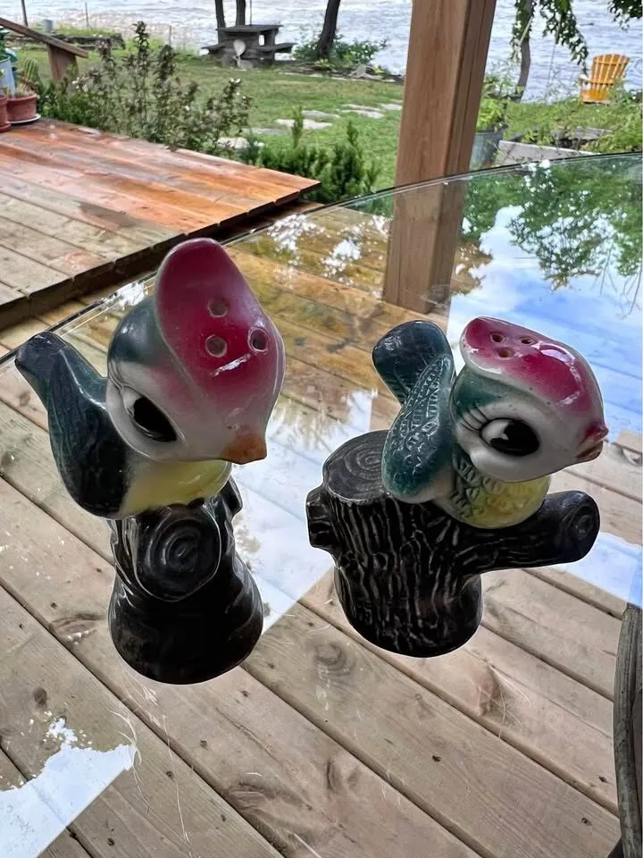 1950s Japanese Bluebird (or Cartoon Bird) Salt and Pepper Shakers - photo 1