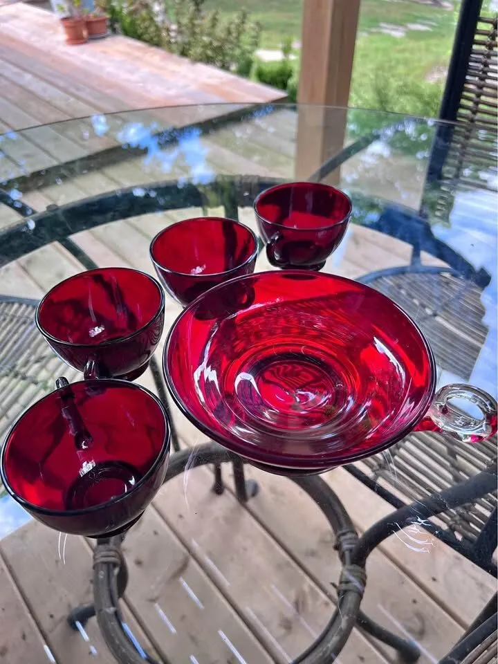 Vintage Ruby red bowl & cups - photo 1