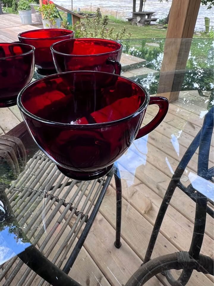 Vintage Ruby red bowl & cups - photo 3