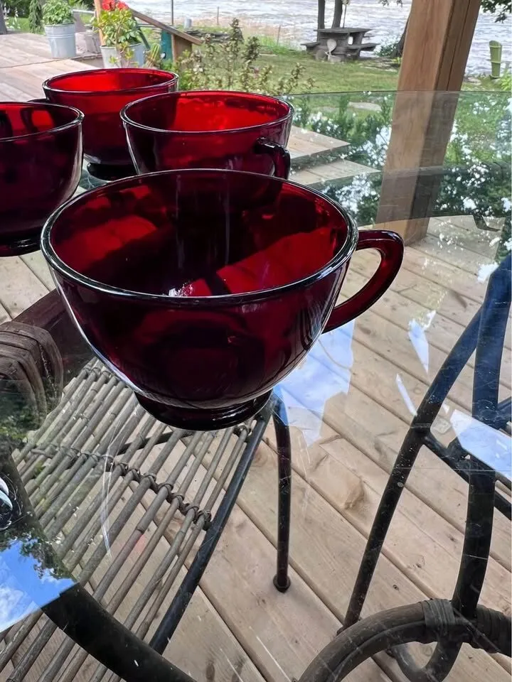 Vintage Ruby red bowl & cups - photo 3