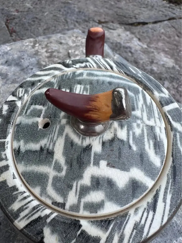 Rare Vintage 1930s Arthur Wood "Silver Shield" Teapot - Art Deco English Pottery - photo 7