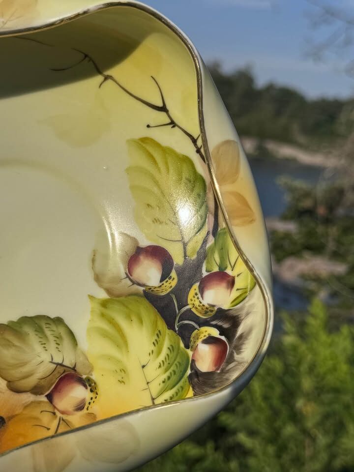 Antique Nippon Noritake Hand Painted Chestnut/Acorn Scalloped Bowl (Circa 1910s) - photo 11