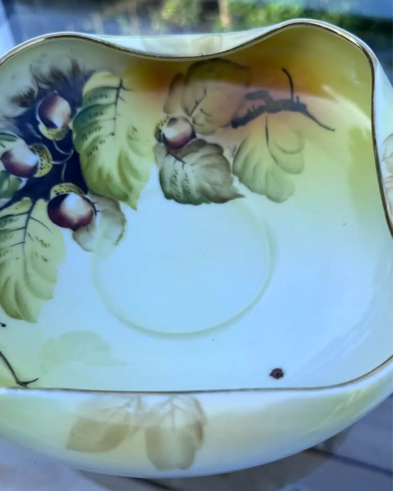 Antique Nippon Noritake Hand Painted Chestnut/Acorn Scalloped Bowl (Circa 1910s) - photo 7