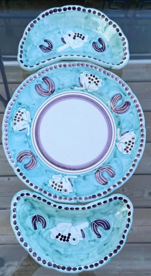 Vintage Vietri Campagna "Rana" Frog Charger Platter & Crescent Mezzaluna Salad Plates - Set of 3 - photo 8