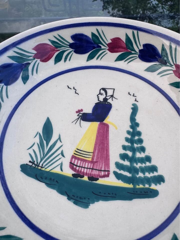 Vintage Henriot Quimper France 7” Hand-Painted Faience Bowl - Breton Woman - photo 4