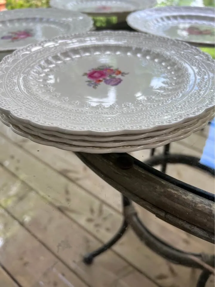 Spode Copeland “Claudia” Dinner Plates Partial Set - photo 3