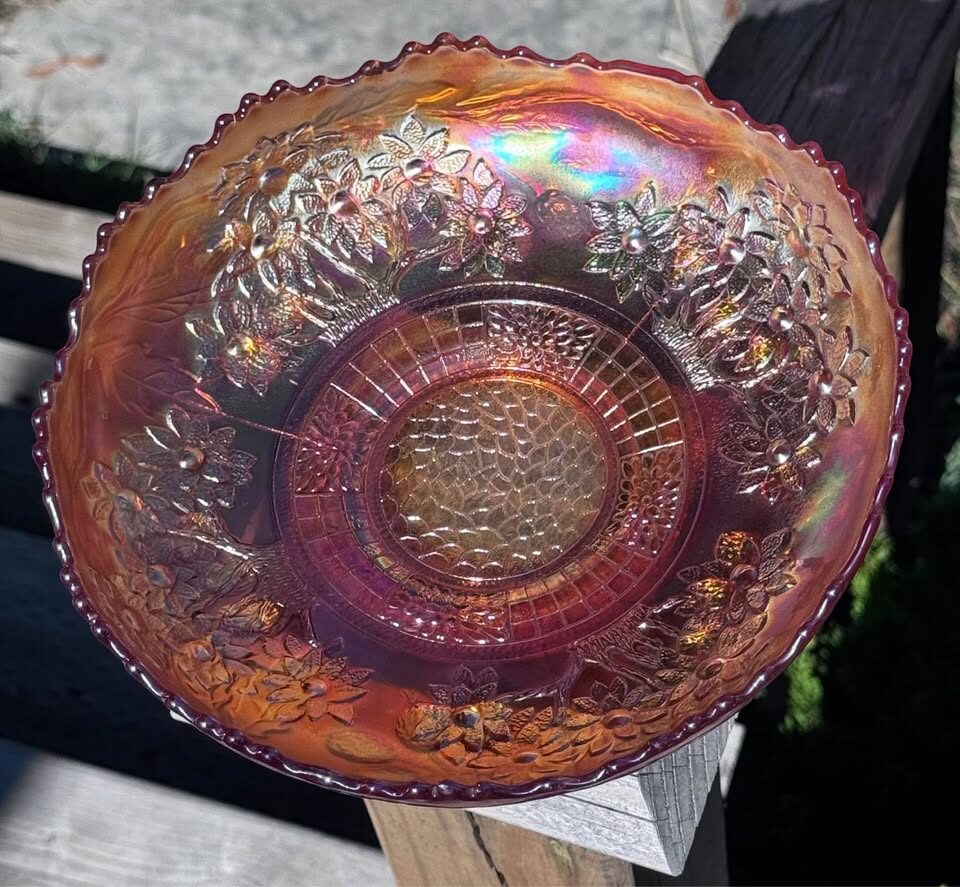 Vintage Carnival Glass Bowl - photo 8