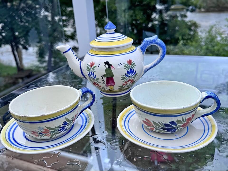 Antique 1920/1930s Henriot Quimper 5-Pc Tea Set - Handpainted French Faience