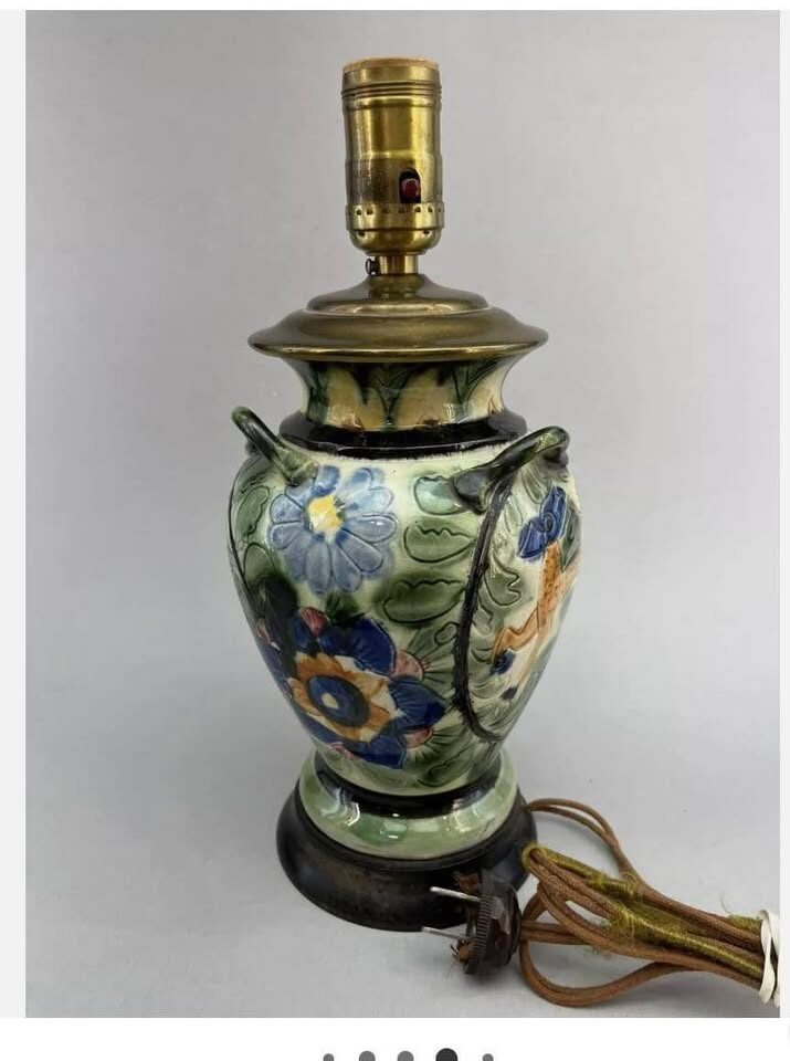 Vintage 9" Glazed Pottery Vase - Made in Japan (Circa 1930s) - photo 9