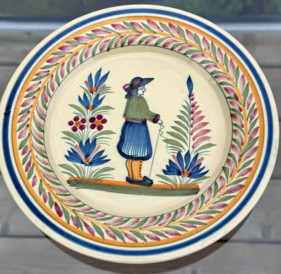 Vintage Henriot Quimper France Hand-Painted 8" Plate - Signed