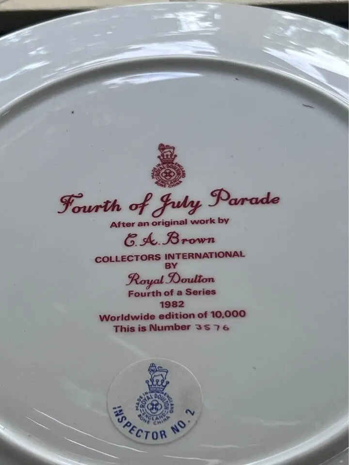 Vintage 1982 Royal Doulton "Fourth of July Parade" Collector Plate - Mint in Original Box - photo 4