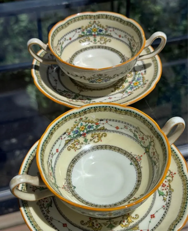 Mint Condition Rare Vintage Royal Doulton "The Lorraine" Double-Handled Soup Bowl & Saucer Set - photo 3